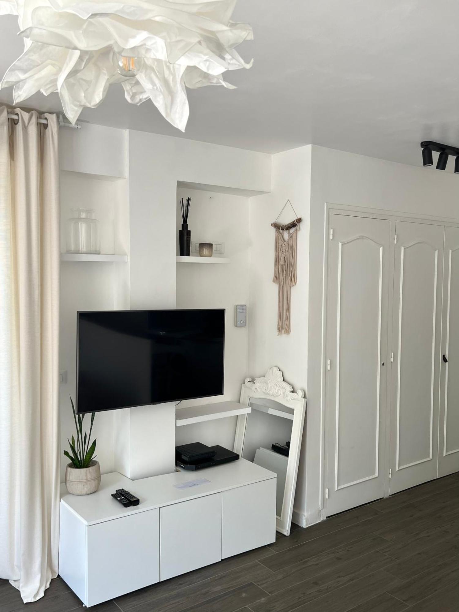 Cosy Studio With Garden And Free Parking - La Turbie Εξωτερικό φωτογραφία